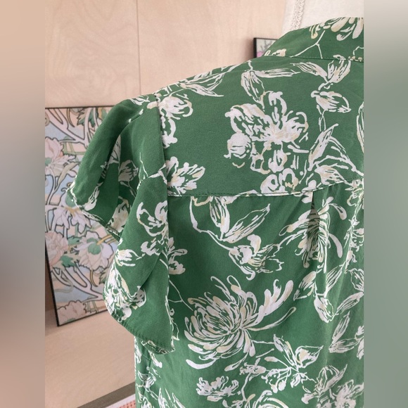 Alfani Silk Green Floral Top - Picture 3 of 9